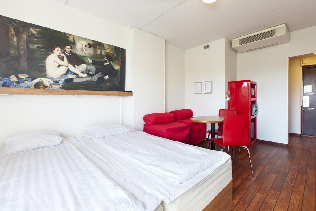 Forenom Aparthotel لاهتي الغرفة الصورة