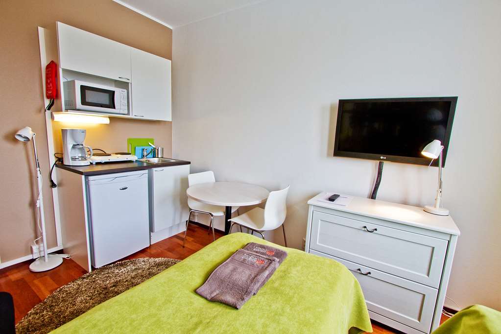 Forenom Aparthotel لاهتي الغرفة الصورة